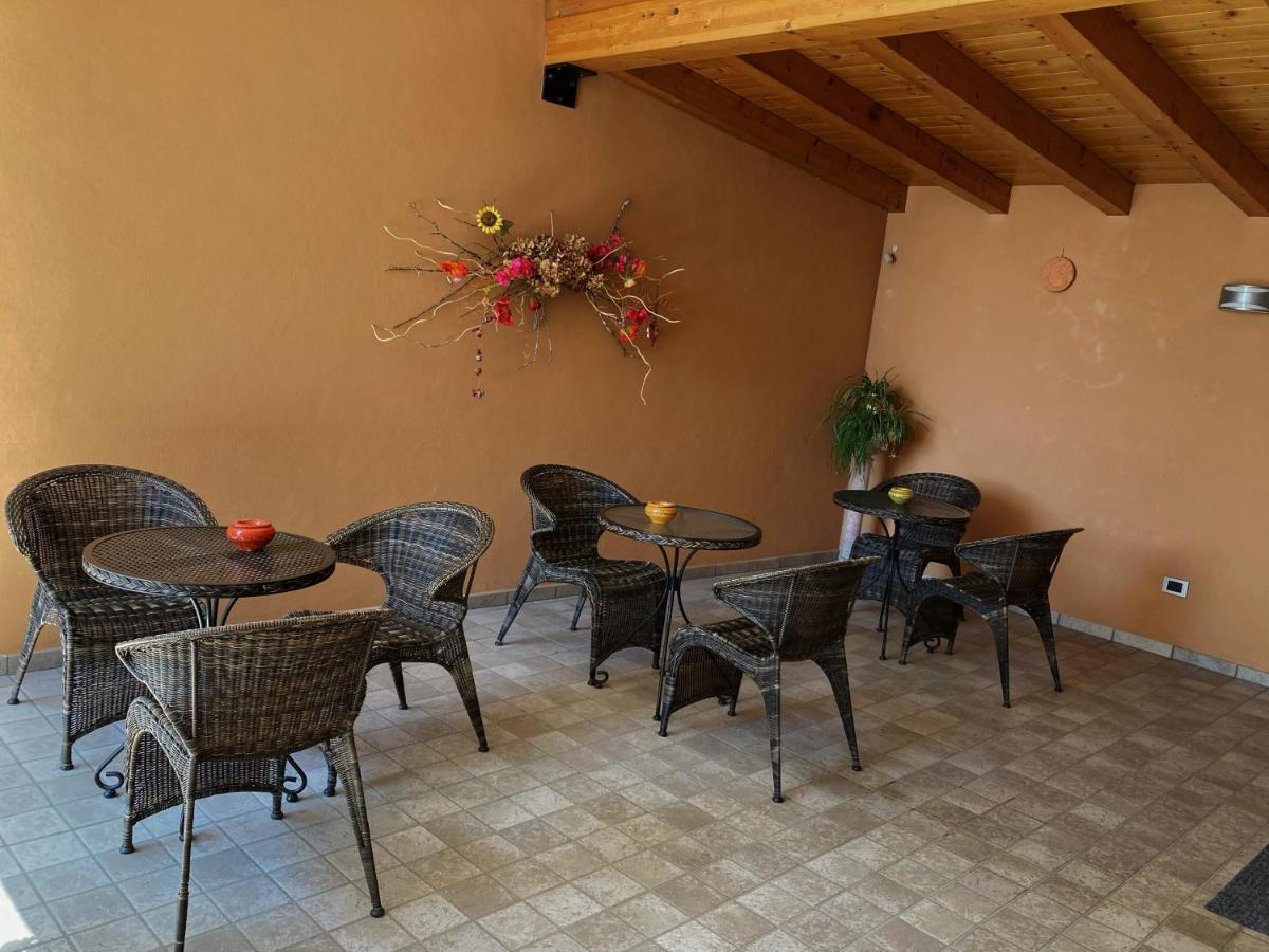 Residence Stefania Cavasso Nuovo Exterior foto